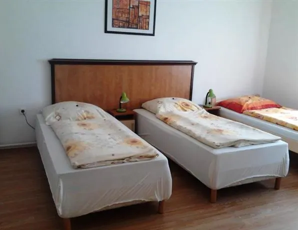 Ipolypart Vendégház - Image 1