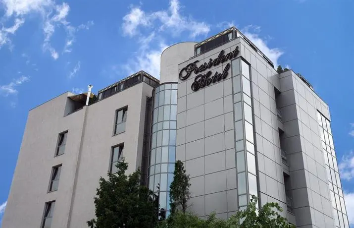 President Hotel - Image 1