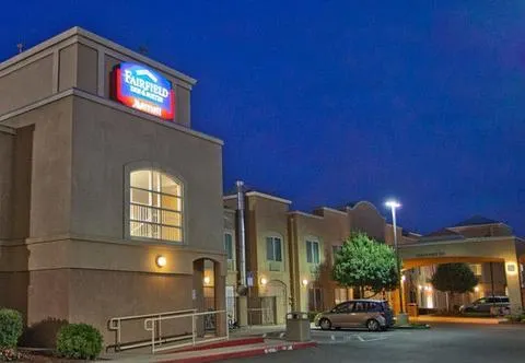 FAIRFIELD INN & SUITES BY MARRIOTT MODESTO SALIDA - Image 1