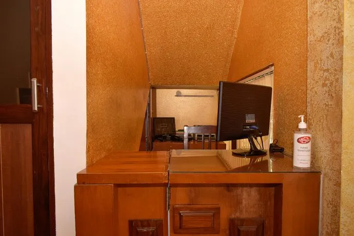 Auro Inn - Image 1