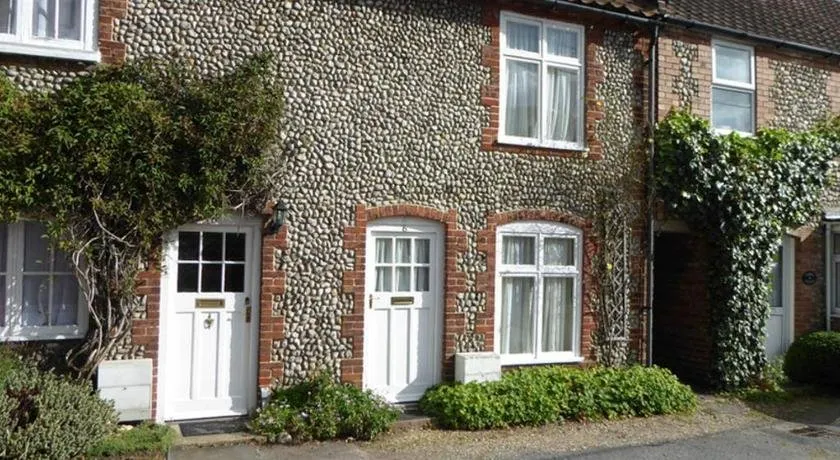 Jims Cottage - Image 1