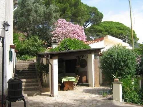 Agriturismo La Lecciola - Image 1