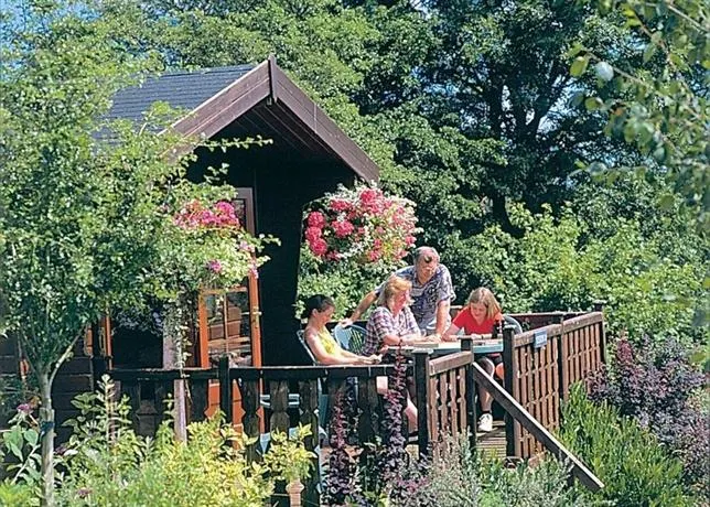 Belan Bach Lodges - Image 1