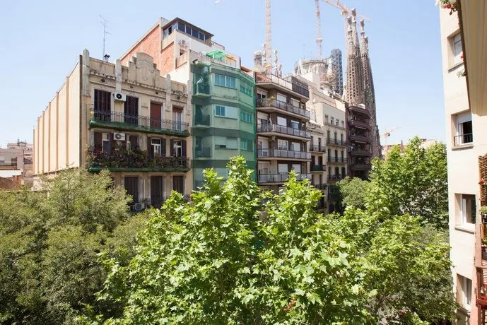 Eixampleyag Sagrada Familia - Image 1
