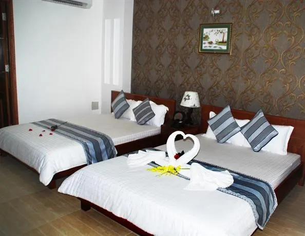 Aura Hotel - Image 1