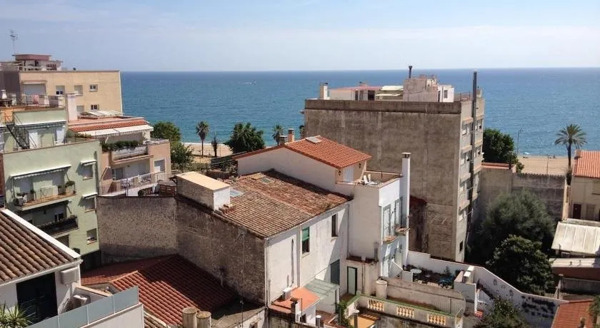 Artistic apartment with panoramic views - Image 1
