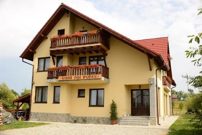 Casa Din Podee - Image 1
