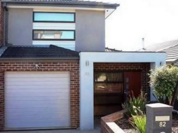 Serviced Houses - Gowanbrae - Image 1