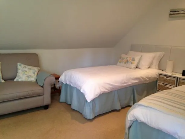 Windrush Apartment - Image 1