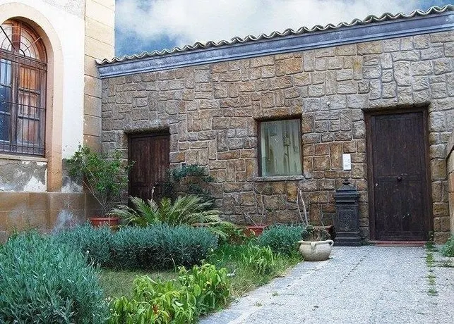 Al Vecchio Olmo - Image 1