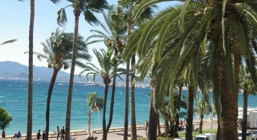 Front de mer, croisette,cannes,prés du Martinez - Image 1