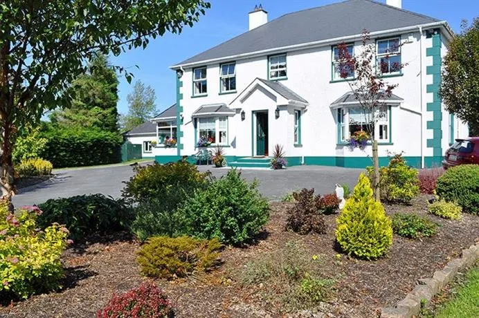 Lisdanar House B&B - Image 1