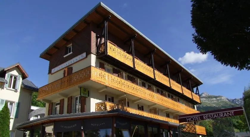 Hôtel La Roseraie - Image 1