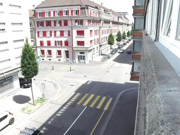 City Apartments - Image 1