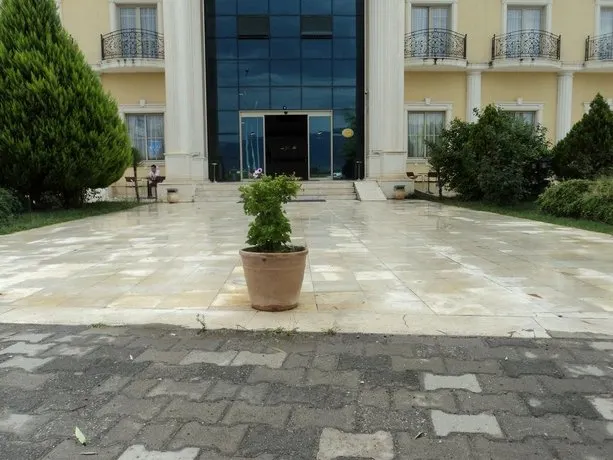 Egehan Hotel - Image 1