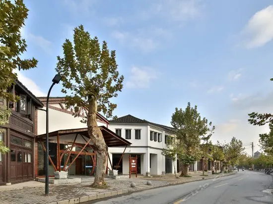 Taoshe Resort Hotel (People's Square Taoyangli Scenic Area Branch) - Image 1
