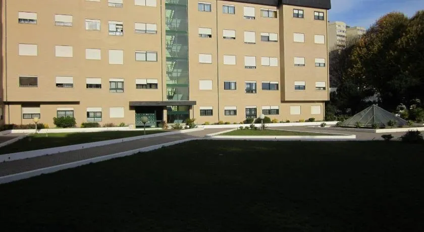 Comfortable & central apartment - Image 1