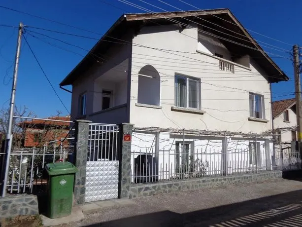 Guest House Eva Sapareva Banya - Image 1