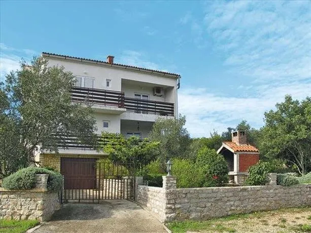 Holiday Home Ivan Kukljica - Image 1