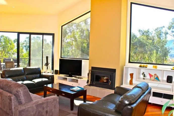 Gumtree Villa - Image 1