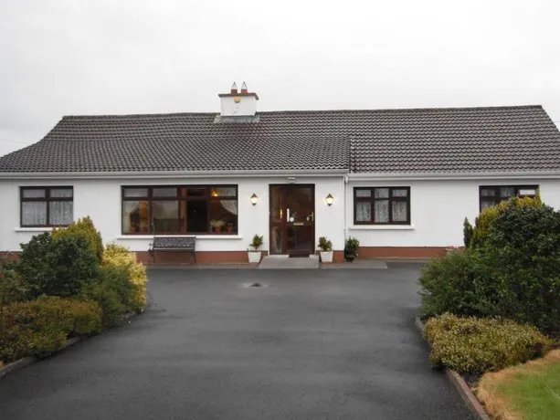 Mountain View House - Image 1