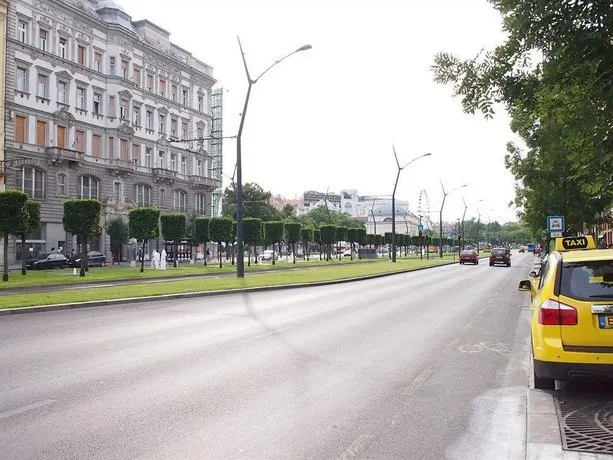 Budapest Royal Suites - Image 1
