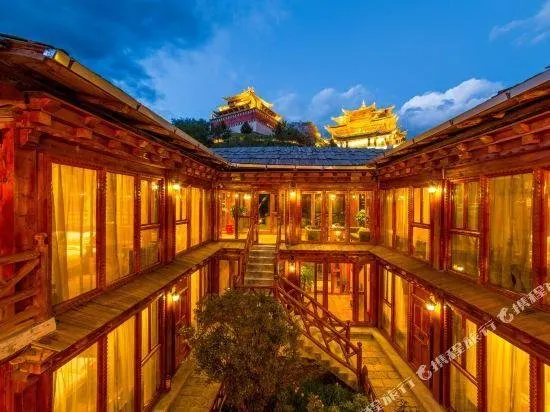 Sacred Paradise Park Hotel - Image 1