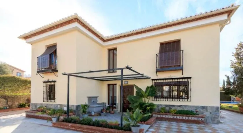 Bonita casa en Barrio de Monachil - Image 1