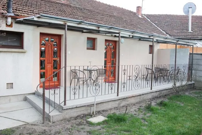 Ildikó Apartman Békéscsaba - Image 1