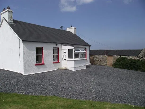 Clonmany Cottage - Image 1