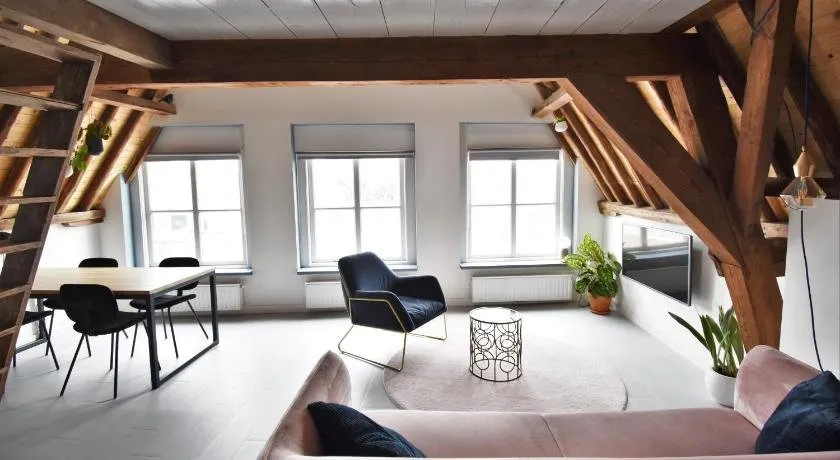 Number 9 holiday apartments - Image 1