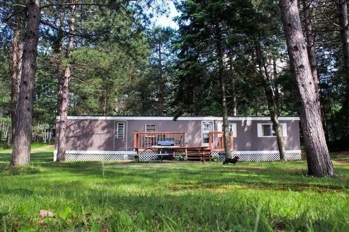 Algonquin's Edge Resort - Image 1
