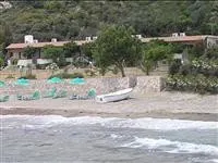 Mary Beach villas - Image 1