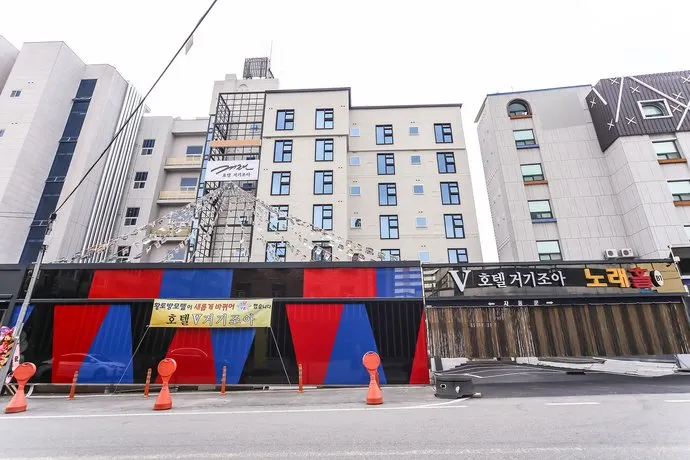 Gwangju V Hotel - Image 1