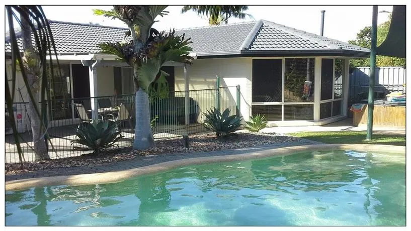 Jenny's Beach House - Image 1