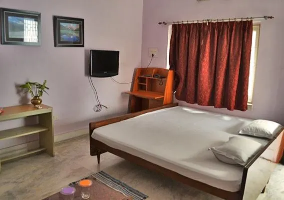 Monorama Guest House - Image 1