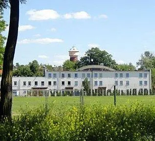 Hotel 3 - Image 1