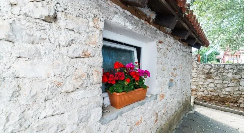 Apartments Brekalo - Image 1