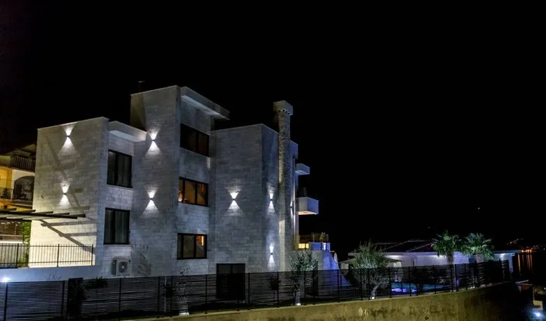 White Olive Villa - Image 1