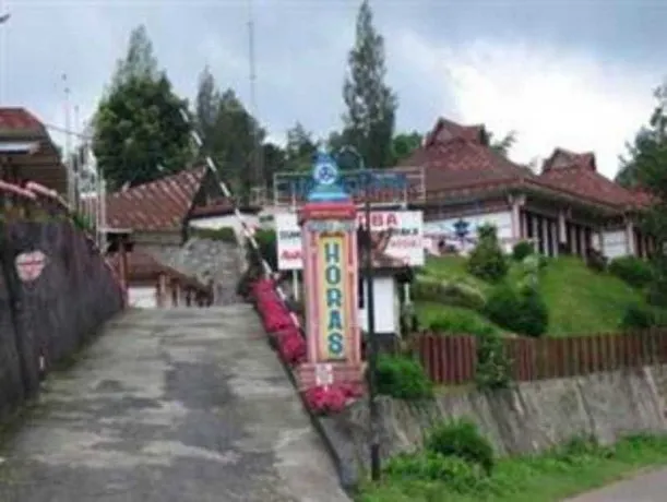 Hotel Danau Toba - Image 1
