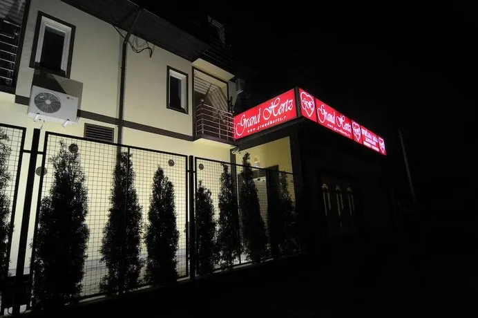 Guesthouse Grand Hertz - Image 1