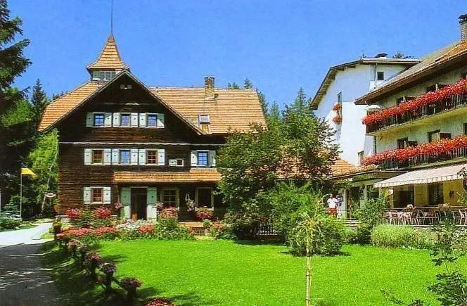 Czerwenka - Image 1