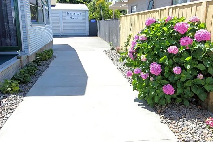 Greenmeadows on Gloucester - Image 1