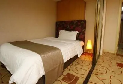 Beijing Rents Mei Hua Century Apartment - Image 1