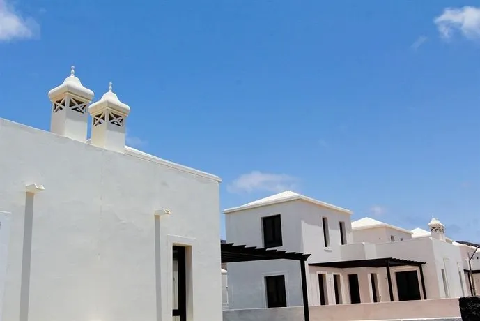 Villas Janubio - Image 1