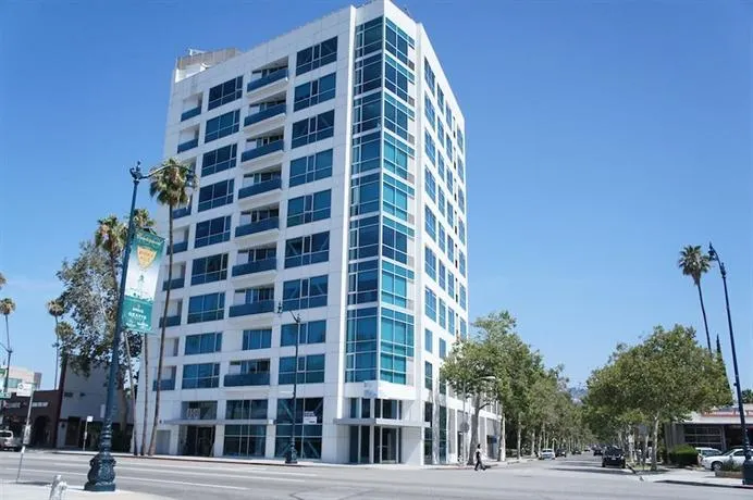 Blu Beverly Hills - Image 1