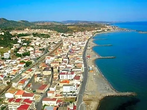 Leclissi B&B - Image 1