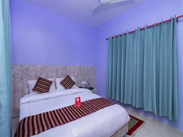 OYO 250 Hotel City Palace - Image 1