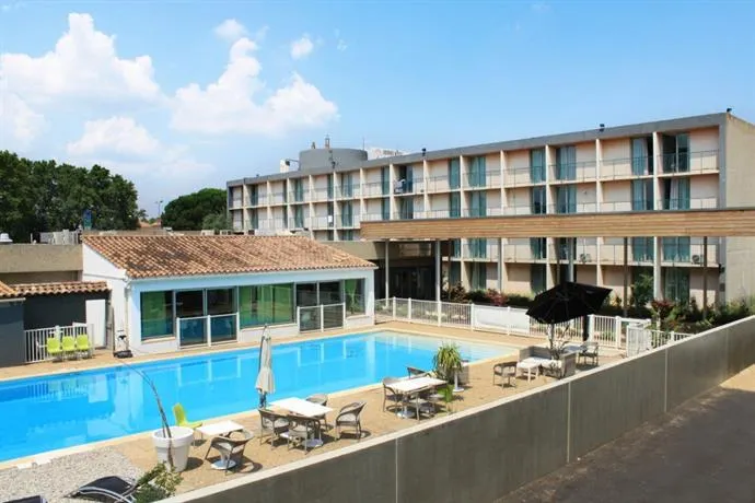 Yes Hotel - Image 1
