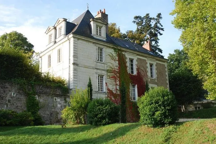 Le Pavillon de la Lanterne - Image 1